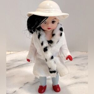 Vintage Madame Alexander Disney‎ Cruella de Vil Mini Doll McDonald’s Happy Meal